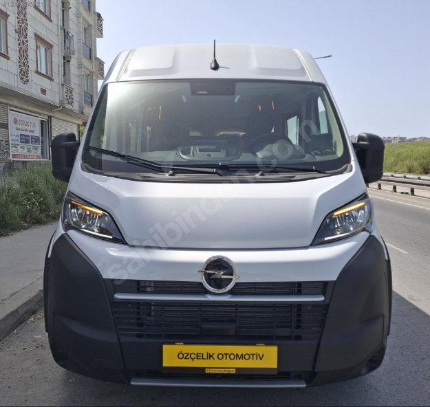 Picture of 2025 MODEL OPEL 4.2 TON LED FAR OKUL TAŞITI KARTA 12 TAKSİT